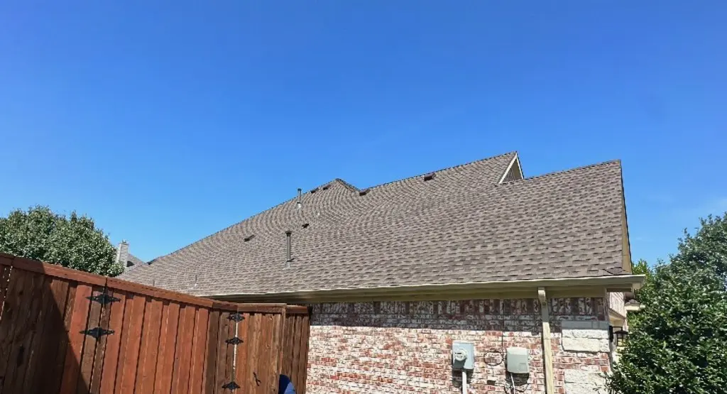 Completed roof replacement project in Clay